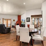 Plaza Blanca Holiday home